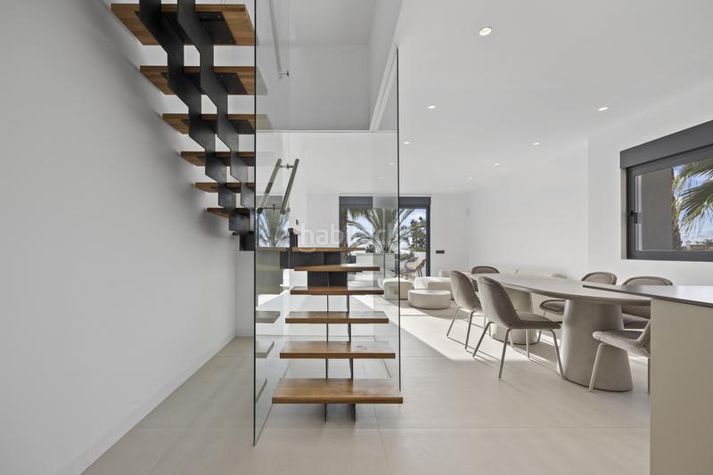 Foto d71760d5-3eec-4102-9b8a-09782f51643b. Àtic amb aparcament piscina a Centro Estepona