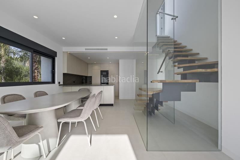 Foto ff6d6cb5-8646-4545-bd8f-867d150776f0. Àtic amb aparcament piscina a Casco Antiguo Marbella