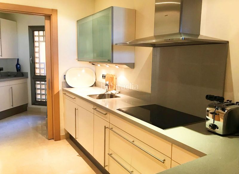 Foto 8a06990a-de67-48d7-9476-117153bcecaa. Apartament amb calefacció piscina a Casco Antiguo Marbella