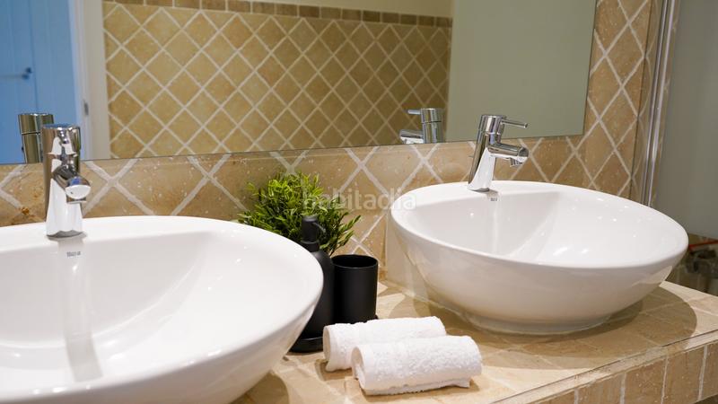 Foto 7a2e13b6-0f93-4228-8917-bd0a48712e46. Alquiler planta baja apartamento en planta baja este en Estepona