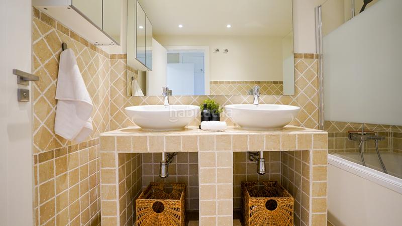 Foto a1f2c853-e2d7-403d-af38-fbf748cc9e0e. Alquiler planta baja apartamento en planta baja este en Estepona