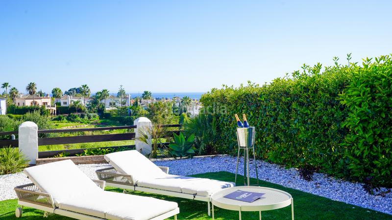 Foto 4069c35f-6de0-4a39-bd32-2fa6a53d9431. Lloguer planta baixa amb calefacció aparcament piscina a Estepona