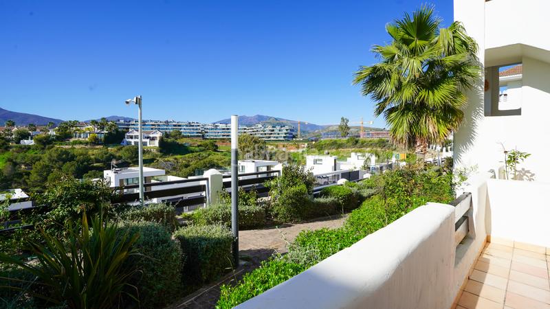 Foto b370d282-d3ec-4927-9d70-76b41e1d79ea. Miete erdgeschoss mit heizung parking pool in La Concha - Resina Golf Estepona