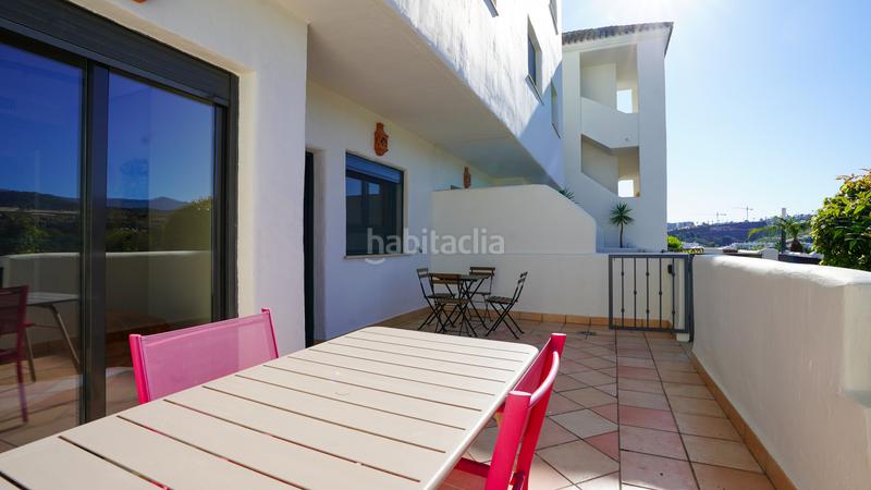 Foto f2f105f2-e134-4fa0-b9a3-8833bb882917. Miete erdgeschoss mit heizung parking pool in La Concha - Resina Golf Estepona