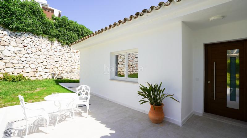 Foto 64fc4550-6193-49b2-bfc6-54793d7a6348. Lloguer casa amb aparcament piscina a El Faro de Calaburra - Chaparral Mijas