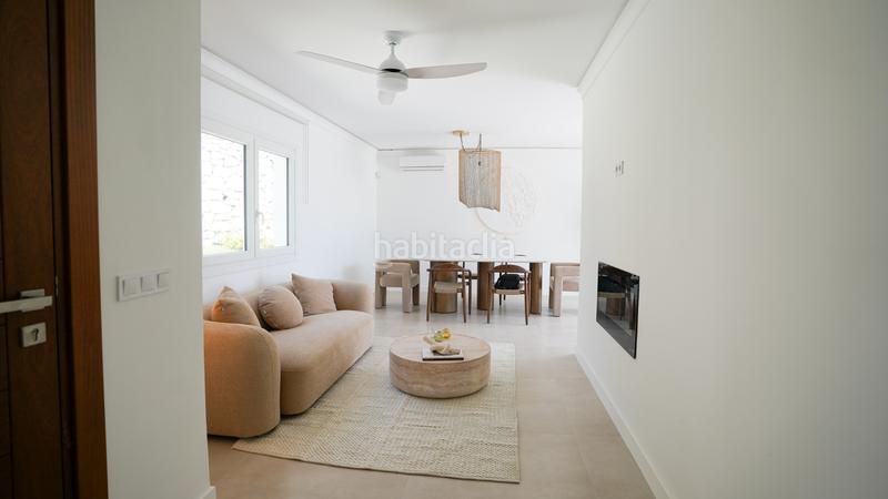 Foto f83a3d9e-98d0-46c3-bf04-75fadb7fee98. Location maison avec parking piscine dans El Faro de Calaburra - Chaparral Mijas