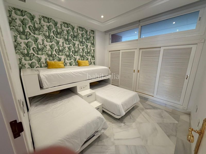Foto 0618c8fa-c4b0-4084-8106-a1c820d75336. Miete appartement mit parking pool in La Carolina - Guadalpín Marbella
