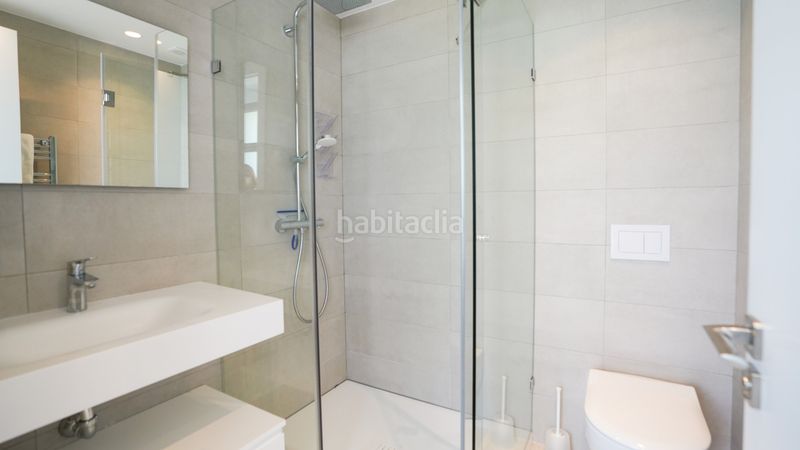 Foto 3a9f7a27-4b62-47e9-8b92-eb68c9711f0d. Alquiler casa villa de lujo de cinco dormitorios con piscina privada en alquiler a largo plazo en Estepona