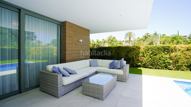 Foto 7bc7d615-da80-4c61-98f2-be13fc346303. Alquiler casa villa de lujo de cinco dormitorios con piscina privada en alquiler a largo plazo en Estepona