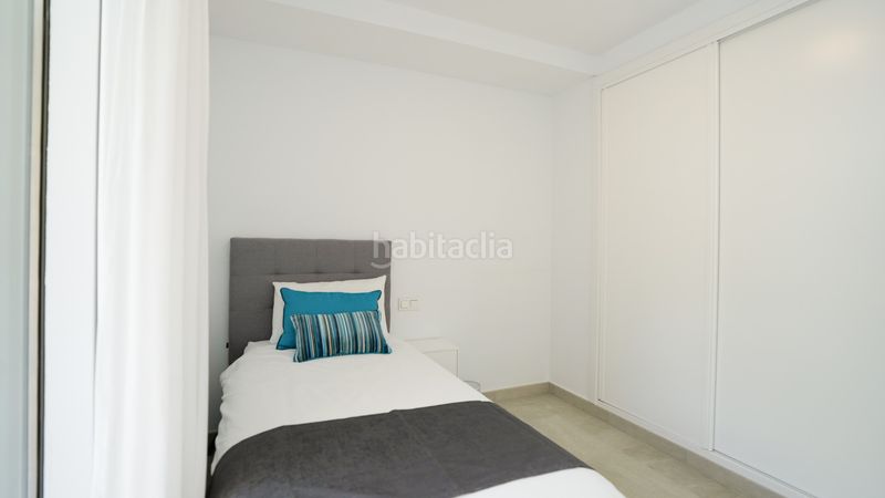 Foto 8e5f8b54-ac77-49dc-9e7c-ed466021efe0. Alquiler casa villa de lujo de cinco dormitorios con piscina privada en alquiler a largo plazo en Estepona