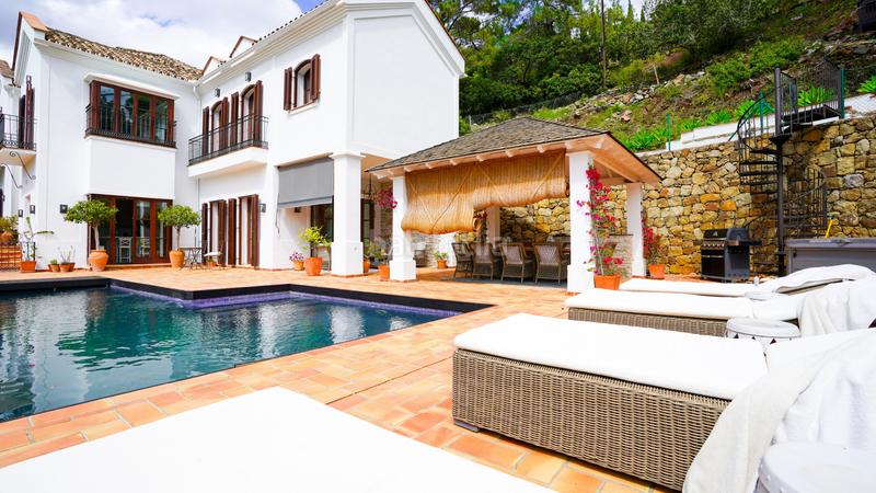 Foto b1098a3f-1a46-44ce-80be-933658ef6fcd. Miete haus mit heizung pool in El Madroñal Benahavís