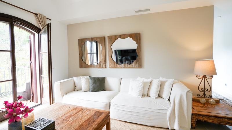 Foto bbea66c6-9635-490e-9522-9c2f87c6506b. Miete haus mit heizung pool in El Madroñal Benahavís