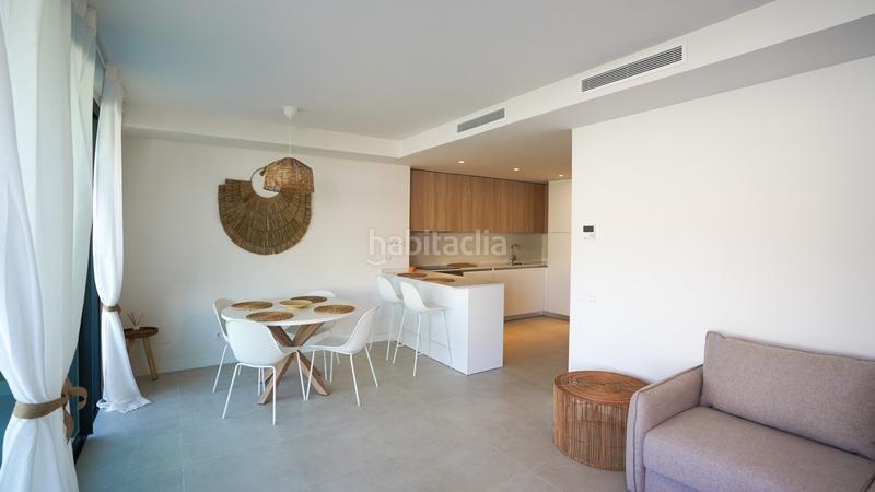 Foto 97995ba9-e1d5-46b3-ba52-7a8fc68d748d. Miete erdgeschoss mit parking pool in La Concha - Resina Golf Estepona