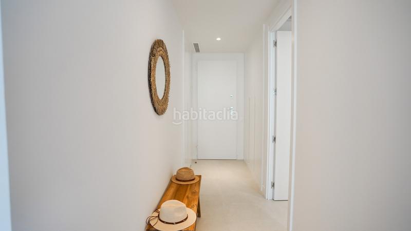 Foto f93833d0-6ff0-4464-acd9-ba38c2fba55f. Miete erdgeschoss mit parking pool in La Concha - Resina Golf Estepona