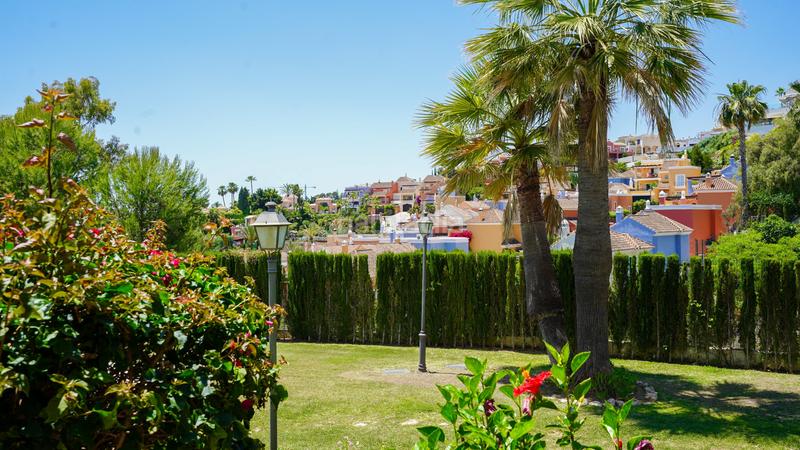 Foto 1ac9173b-0d3b-4561-89a5-4107fe24b2f8. Apartamento lujoso apartamento de dos dormitorios en venta en aloha royal en Marbella