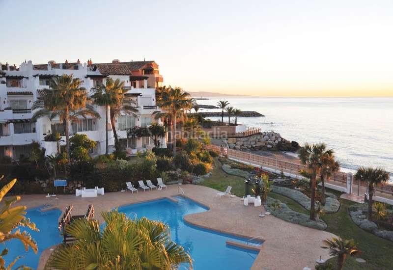 Foto 9022f824-c9aa-4670-b6ac-19f992404e1e. Attico con parcheggio piscina in Puerto Banús Marbella