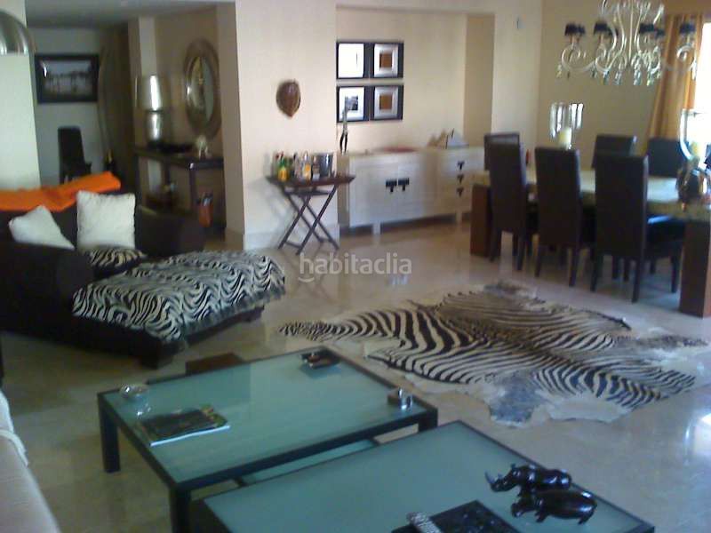 Foto 438a14d2-6a6c-4a9f-ad8a-f960010ecb02. Apartament amb piscina a Casco Antiguo Marbella