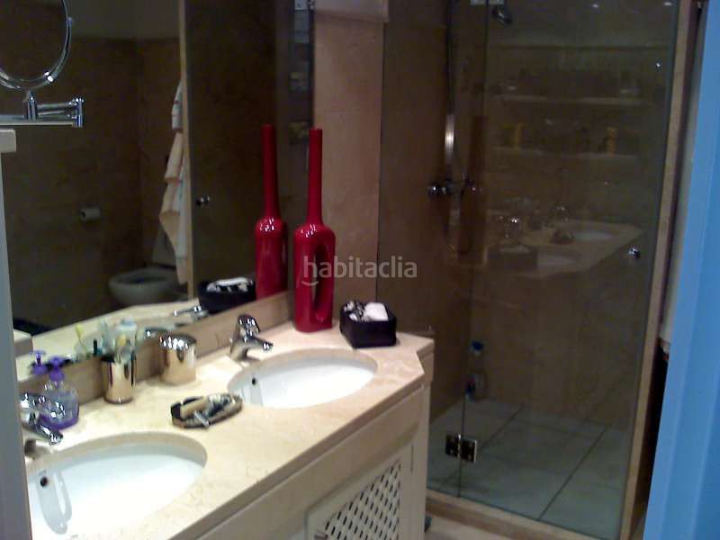 Foto 7259efe7-4b5c-487f-aa00-54cff1ada619. Apartament amb piscina a Casco Antiguo Marbella