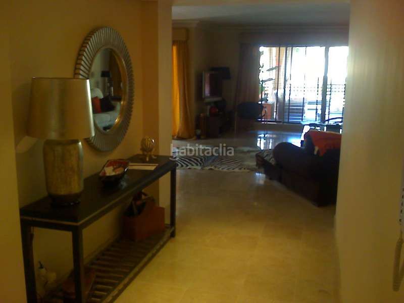Foto f34b01b6-5955-4849-b5a2-797b5d708e02. Apartament amb piscina a Casco Antiguo Marbella