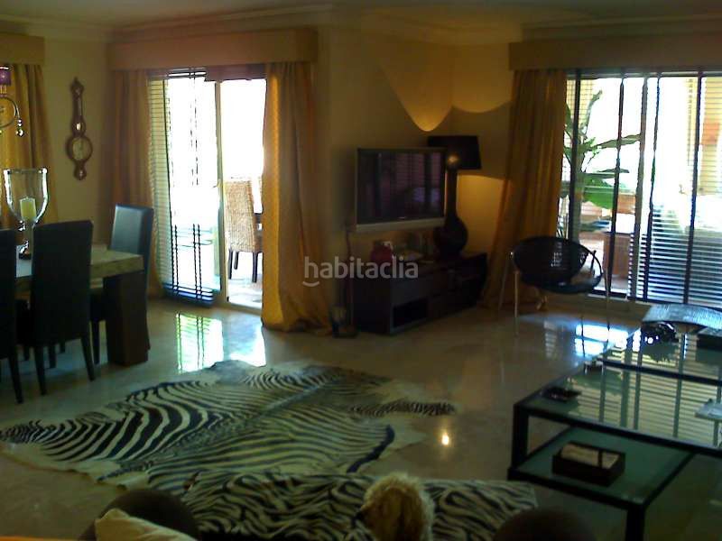 Foto f855c93e-8be1-4eef-86a4-a84fa38d941d. Apartament amb piscina a Casco Antiguo Marbella