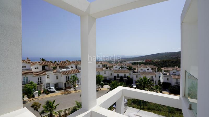Foto 5ece14b5-90d8-4752-8d7c-c1d8765a2f91. Casa estilosa casa adosada de 3 dormitorios con jacuzzi en la azotea y vistas panorámicas al mar en Marbella