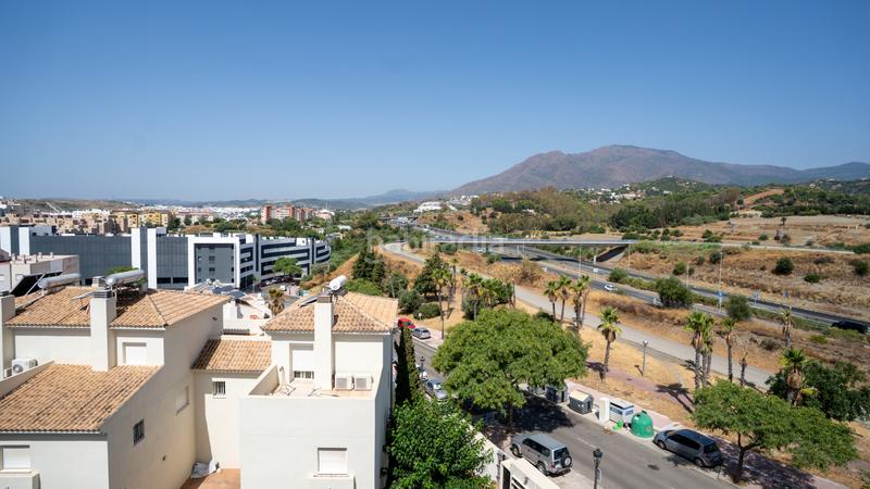 Foto e7fcd30f-60ea-440e-8163-fbf990f01ea4. Ático  dúplex con encanto Centro, comunidad privada y vistas a la montaña en Estepona