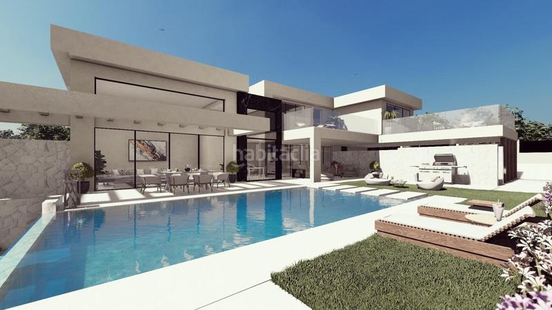 Foto b8facb72-bbe1-4bd1-ac78-5af48a10b995. Casa impresionante villa contemporánea con vistas panorámicas al mar en valle romano en Estepona