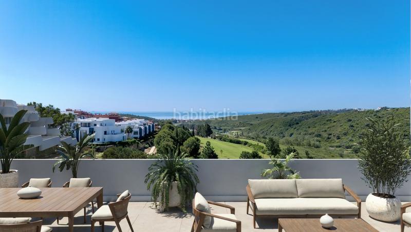 Foto 6b88906e-76f1-42fa-8547-1eabcd7fb196. Apartamento  de 3 dormitorios con vistas panorámicas al mar y al golf en Estepona