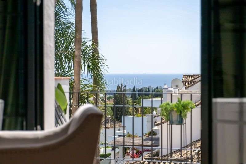 Foto b2e014fc-c0e0-4f38-8eb8-5318bcd9c04f. Alquiler casa adosada elegancia andaluza unida con minimalismo nórdico en la milla de oro, en Marbella