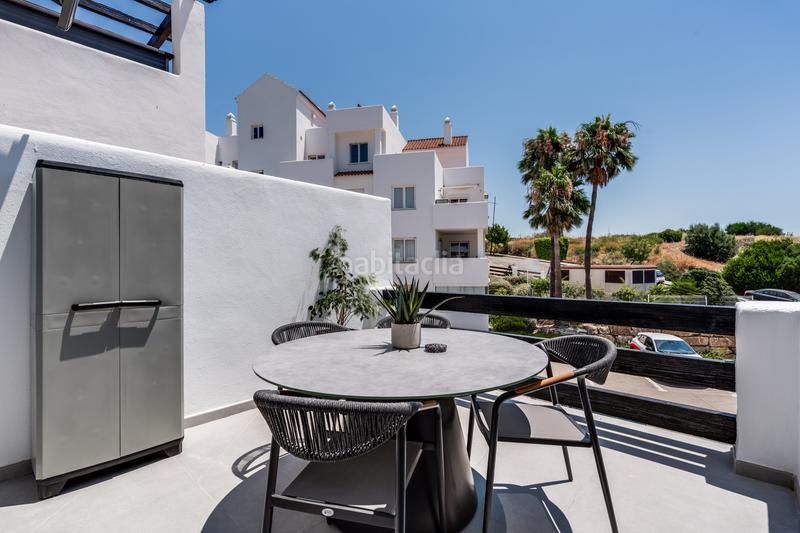 Foto adaa5225-44ec-415a-af70-5c48a22578d1. Location appartement avec chauffage parking piscine dans Estepona