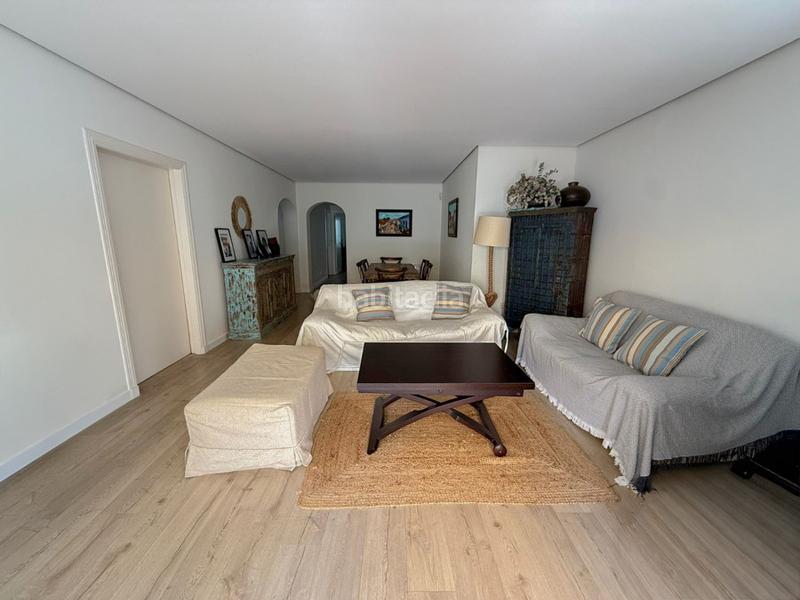 Foto 22b858b5-44ae-40c1-a583-ade49d8f7e91. Alquiler planta baja apartamento en planta baja en golden beach, a pocos pasos del mar en Marbella