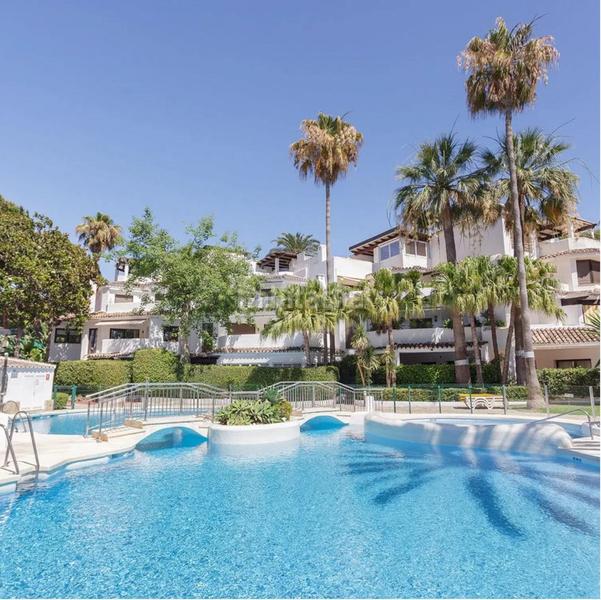 Foto 3b241967-d401-4048-b08d-123659690279. Lloguer planta baixa amb calefacció aparcament piscina a Marbella