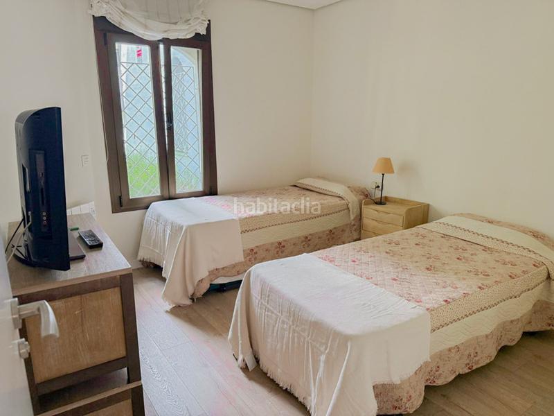 Foto ca801934-4b68-42a1-8bdc-378acdbe6776. Rent ground floor with heating parking pool in Real de Zaragoza Marbella