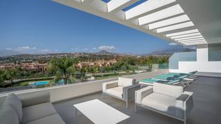 Apartamento en Centro. Apartamento dúplex de 4 dormitorios con impresionantes vistas ce