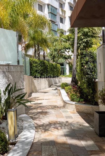 Foto 1a20b21f-f212-4e51-bb75-f1c50e5dc1f1. Alquiler apartamento exclusivo apartamento de lujo en jardines del príncipe en Marbella