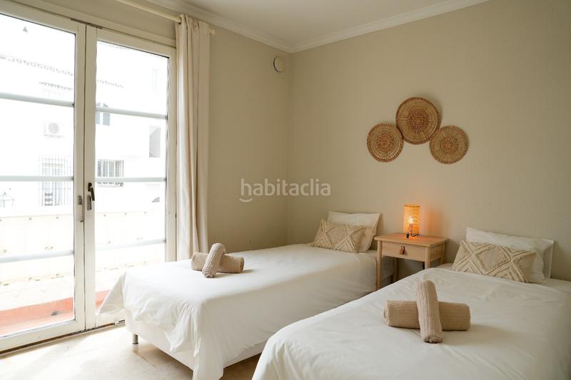 Foto 40ca916a-ed74-4791-ac9b-b6b9cf536b2d. Miete appartement mit parking pool in Paraiso - Barronal Estepona