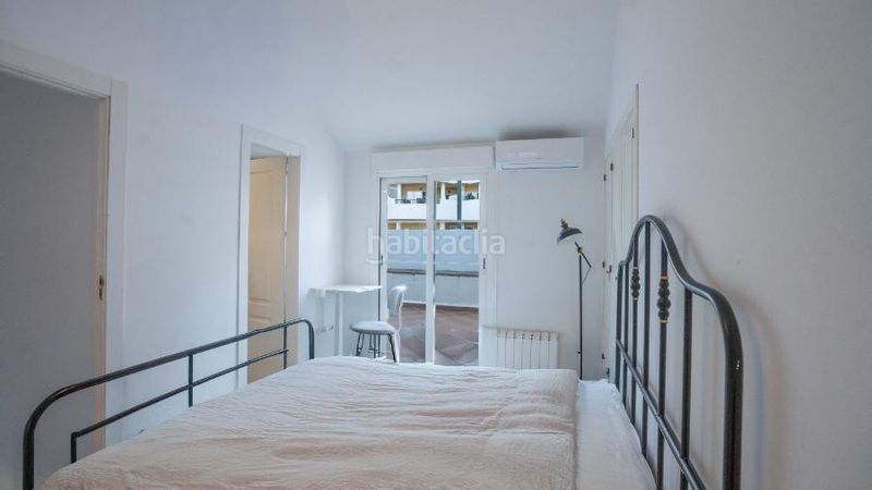 Foto eed923e3-5069-4f6c-a110-1145c9baabd2. Alquiler dúplex luminoso apartamento dúplex con vistas al mar y la montaña en puerto banus en Marbella