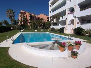 Appartement à Puerto Banús. Apartamento en venta en marbella  puerto banus, marbella