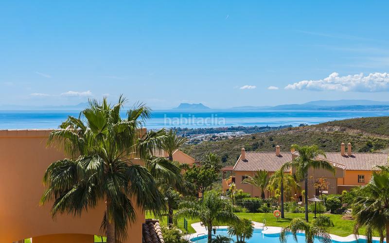 Foto 1c2bc7ca-d109-4a50-80d9-c69898e1b001. Attique avec parking piscine dans Benahavís pueblo Benahavís