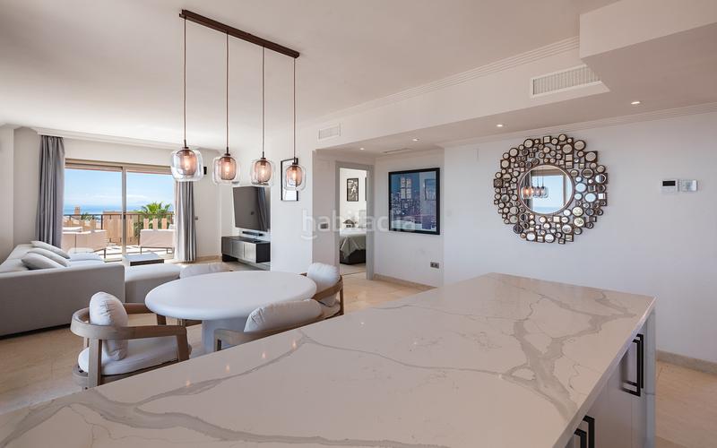 Foto 4b5a4948-f09e-4e03-a74c-0235a9f7e920. Attique avec parking piscine dans Benahavís pueblo Benahavís