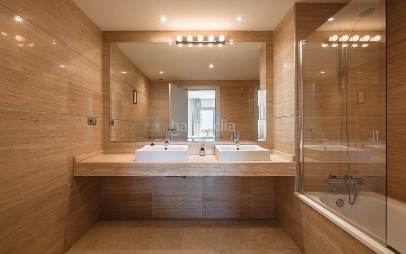 Foto 94b18034-f5eb-4d38-9207-2d771afb7047. Attique avec parking piscine dans Benahavís pueblo Benahavís