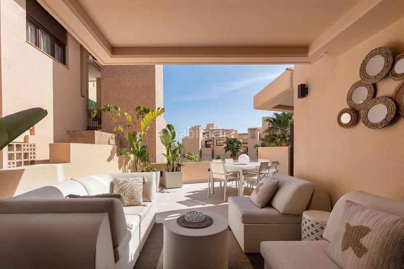 Foto 3f39cada-74e6-49c9-b2fb-98789638235e. Attique avec parking piscine dans Centro Estepona