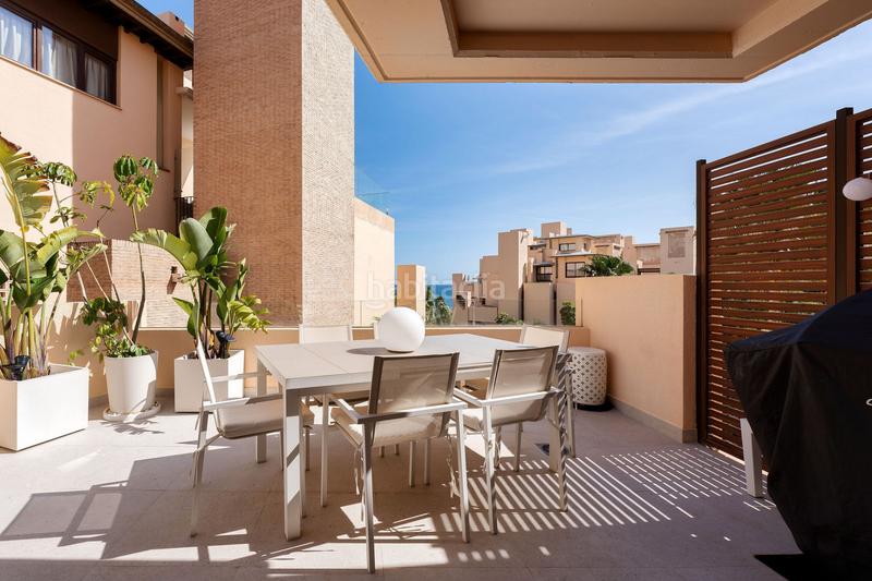 Foto 4dda1975-d1c0-455c-bd87-0058ce1e18c8. Attique avec parking piscine dans Centro Estepona