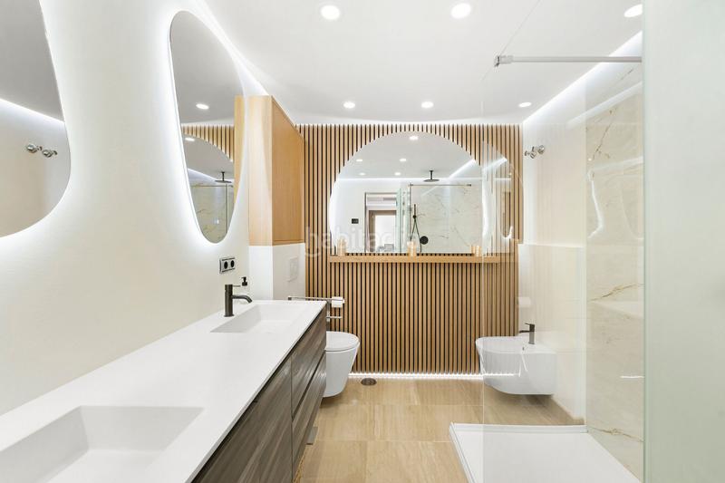 Foto 8b864312-dc7d-4a6a-9b62-10a267931687. Attique avec parking piscine dans Centro Estepona