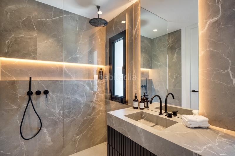 Foto 2b40cf28-36f1-4e49-ba7f-413c48cb4828. Casa amb aparcament piscina a Casco Antiguo Marbella