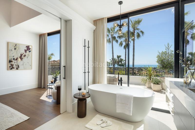 Foto 4858639d-2e3d-4936-9d40-bd0e98b3d42d. Casa amb aparcament piscina a Casco Antiguo Marbella