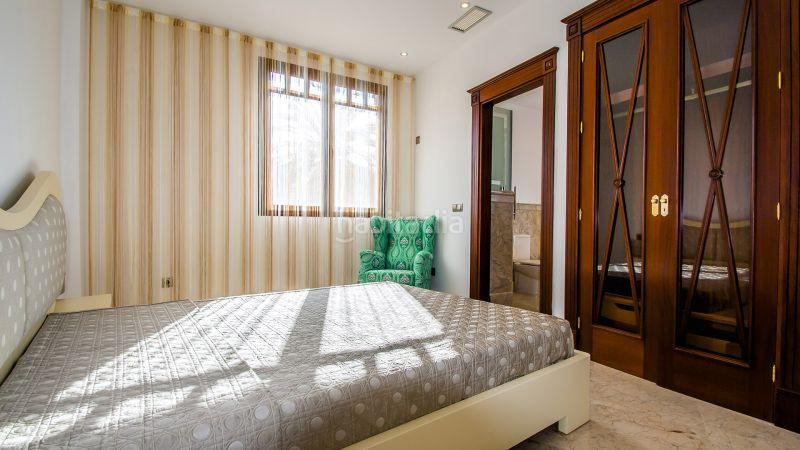 Foto cebb32a0-88de-4972-97ba-db3744c21580. Apartamento  en venta en Casco Antiguo Marbella