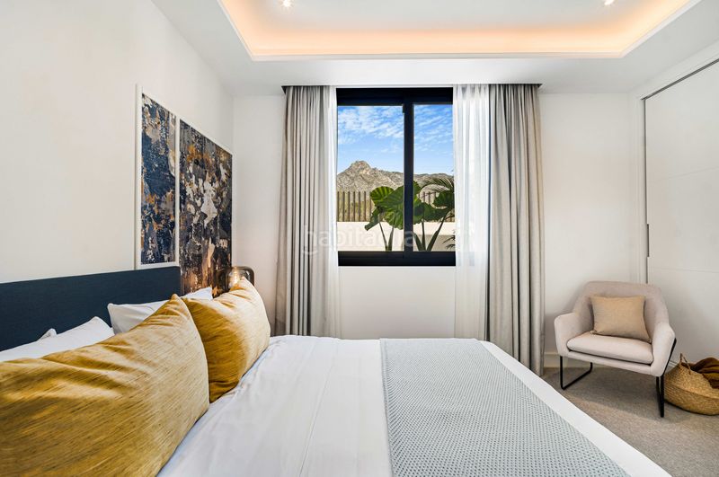 Foto ab02e793-8f82-4d84-ae37-bef2de753b23. Casa amb aparcament piscina a Puente Romano Marbella