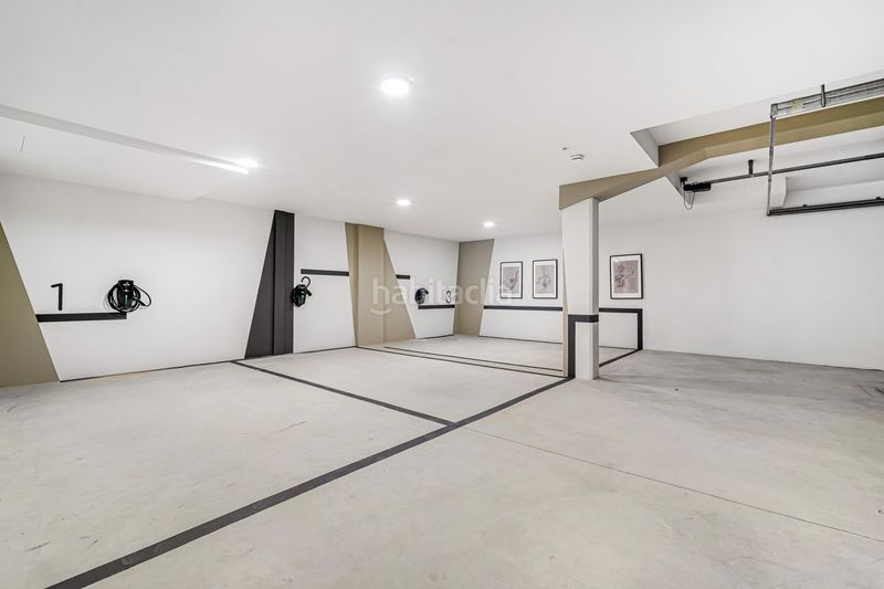 Foto b7b95ba1-b3c4-4b0e-b1db-4d2c11bcecd9. Casa amb aparcament piscina a Puente Romano Marbella