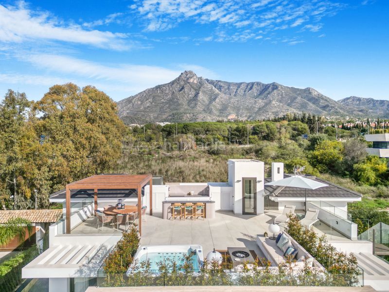 Foto c2da02d5-2d59-4da3-8240-c18dde32313d. Casa amb aparcament piscina a Puente Romano Marbella